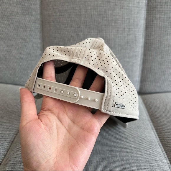 Vuori Water Tech Hat Unisex Adults One Size Wheat Heather Color Adjustable - Picture 2 of 6